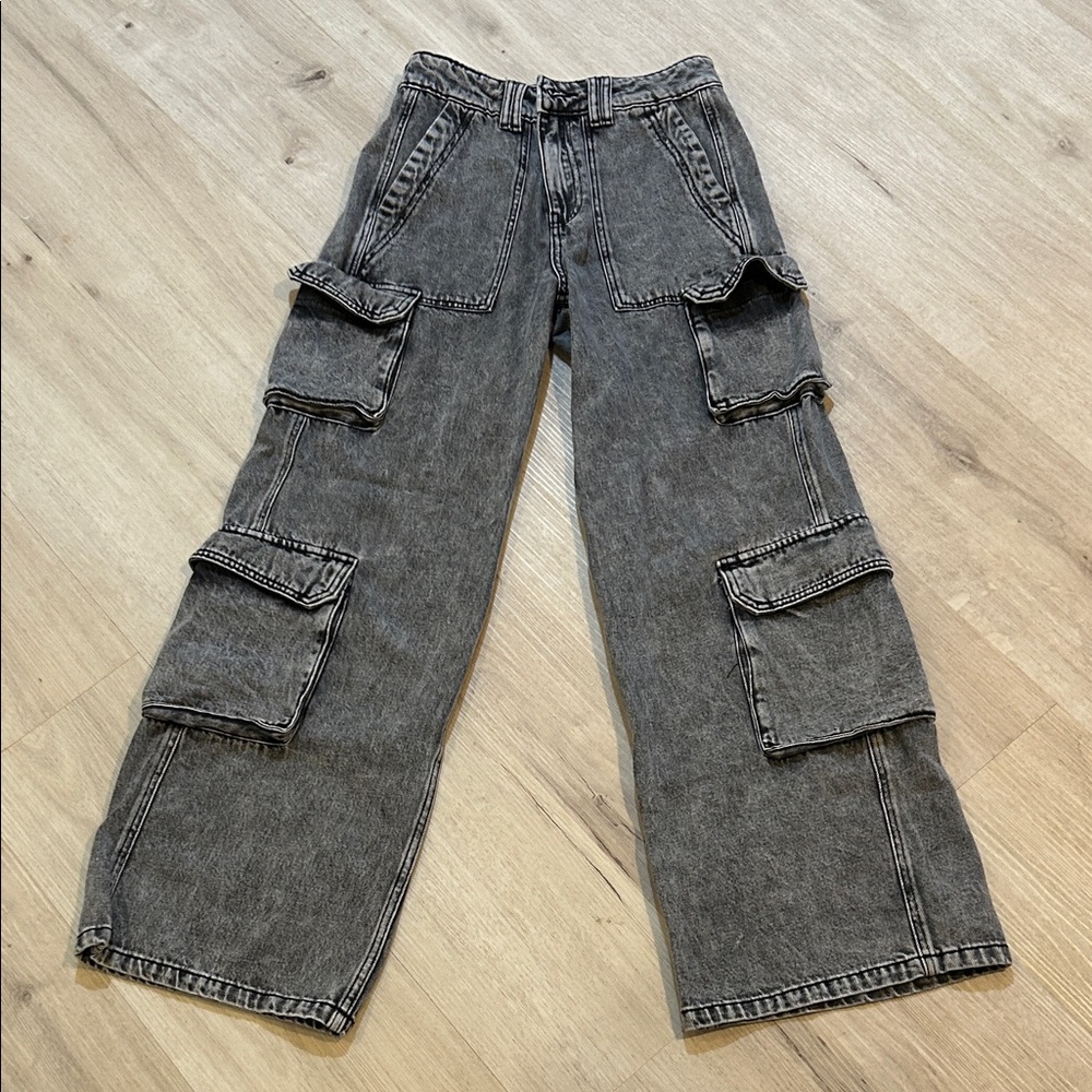 Asos Stradivarius straight leg cargo jean in gray wash